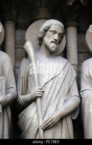 Saint Jacques le moins, Portail du Jugement dernier, de Notre Dame, Paris, Site du patrimoine mondial de l'UNESCO à Paris, France Banque D'Images