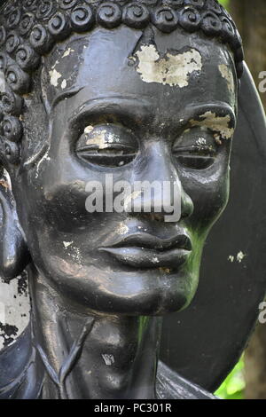 Images du jardin des reliques du Bouddha et d'autres reste à statue Wat Umong dans Chiang Mai, Thaïlande. Banque D'Images