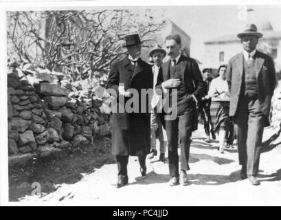 611 Tomáš Masaryk à Jérusalem en 1927 avec Hugo Bergman &AMP ; le Consul tchèque Banque D'Images
