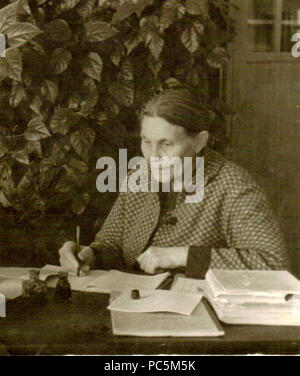 682-Неверовская Алоизиевна-Варвара-12-04-1953-Зыряновск Banque D'Images