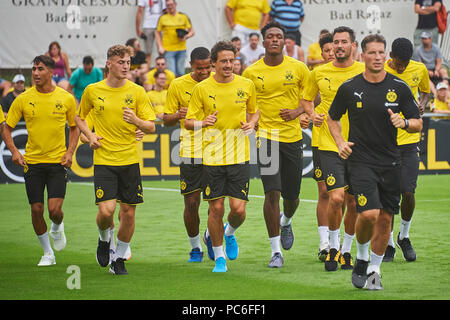 Bad Ragaz, Suisse. 1er août 2018. La lumière tournant lors d'une session de formation première équipe du Borussia Dortmund à l'Ri-Au installations sportives à Bad Ragaz. Les Borussen de Bad Ragaz pour une semaine pour se préparer à la saison de la Bundesliga 2018/2019. Banque D'Images