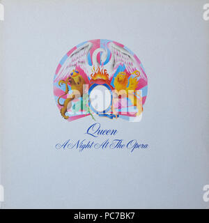 Queen - A Night At The Opera - couverture de l'album vinyle vintage Banque D'Images