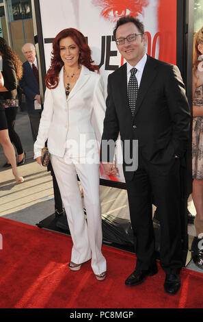 Carrie Preston et son mari Michael Emerson au vrai sang première à l'Arclight Theatre de Los Angeles.Carrie Preston et son mari Michael Emerson  021 ------------- Red Carpet Event, Vertical, USA, Cinéma, Célébrités, photographie, Bestof, Arts, Culture et divertissement, Célébrités Topix fashion / Vertical, Best of, événement dans la vie d'Hollywood, Californie - Tapis rouge et en backstage, USA, Cinéma, Célébrités, cinéma, télévision, Célébrités célébrités musique, photographie, Arts et culture, Bestof, divertissement, Topix, verticale de la famille de l'année 2012, , inquir Banque D'Images