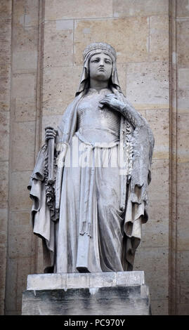 Sainte Clotilde, statue sur le portail de l'église Saint Roch à Paris, France Banque D'Images