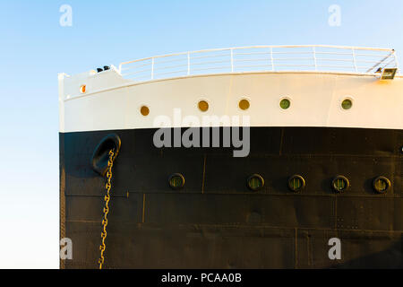 L'ancrage de l'Lydia, bateau-casino, Le Barcarès, Pyrénées-Orientales Département, Occitanie, France Banque D'Images