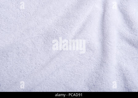 La texture de coton doux fluffy serviette blanche comme un beau fonds de Banque D'Images