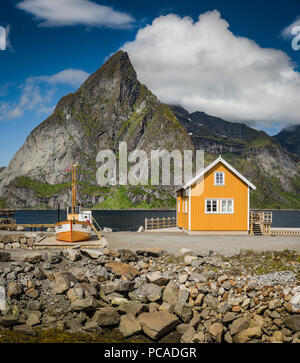 Village de pêcheurs de hamnoy, îles Lofoten, Norvège Banque D'Images