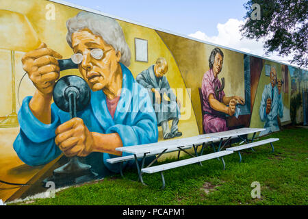 Peinture murale fresque à Lake Placid en Floride une ville a noté depuis plus de 50 peintures murales extérieures Banque D'Images