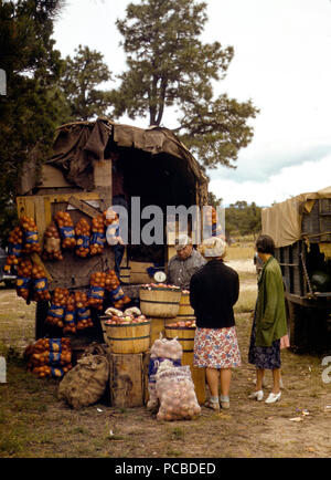 Chariot à fruits petite ville juste au Nouveau Mexique Octobre 1940 Banque D'Images