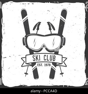 Ski Club concept. Ski Club vecteur retro badge. Concept pour chemise, imprimer, sceau ou cachet. Ski, randonnée, du ruban et des lunettes. Typographie design- stock v Illustration de Vecteur