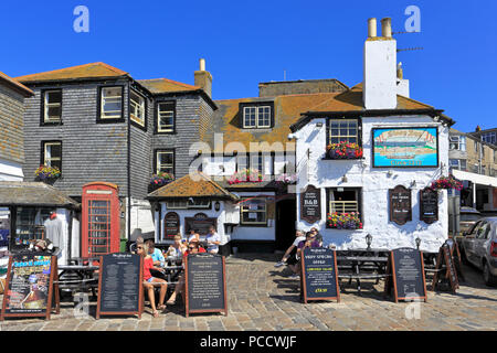 Le sloop Inn, une des plus anciennes auberges à Cornwall, St Ives, Cornwall, England, UK. Banque D'Images