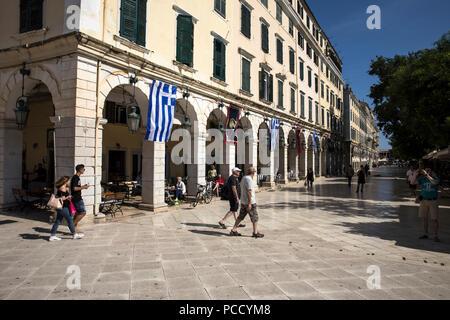 Liston square de l'île de Corfou, Grèce. Banque D'Images