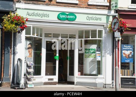 L'avant du magasin, Specsavers high street, entreprise audiolgists et opticiens Banque D'Images