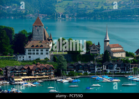 Schloss Spiez Spiez, am Thunersee, Niedersimmental, Kanton Bern, Schweiz Banque D'Images