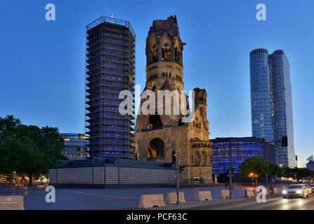 Kaiser-Wilhelm-Gedaechtniskirche, Breitscheidplatz, Charlottenburg, Berlin, Deutschland Banque D'Images