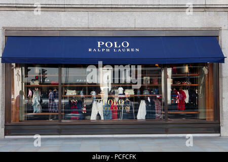 Londres, Royaume-Uni - 31 juillet 2018 : Polo Ralph Lauren vêtements boutique boutique sur Regent Street au centre de Londres. Banque D'Images