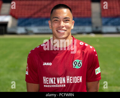 Bundesliga allemande, photocall officiel Hannover 96 pour la saison 2018/19, à Hanovre, Allemagne : Bobby Bois ; Photo : Peter Steffen/dpa | conditions dans le monde entier Banque D'Images