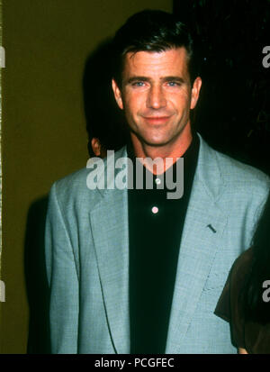WESTWOOD, CA - 11 mai : l'Acteur Mel Gibson assiste à la Warner Bros Pictures 'l'Arme fatale 3' première le 11 mai 1992 à la Mann Village Theater à Westwood, en Californie. Photo de Barry King/Alamy Stock Photo Banque D'Images