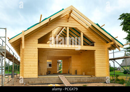 Cadre de la construction d'une maison en bois. L'Estonie, Europe Banque D'Images