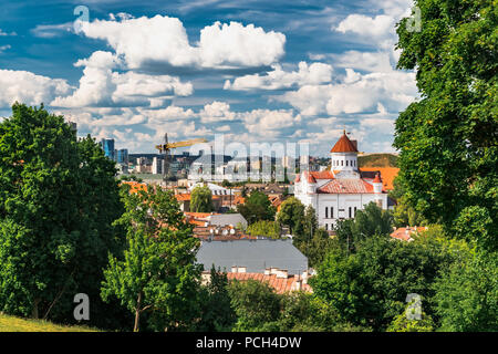Sityscape de Klaipėda, été wiev sur ville avec des arbres verts Banque D'Images