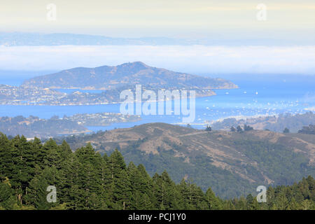 L'Angel Island et Richardson Bay vu du Mont Tamalpais. Banque D'Images