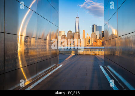 Ciel vide, le 11 septembre au coucher du soleil, la liberté memorial State Park, New Jersey Banque D'Images