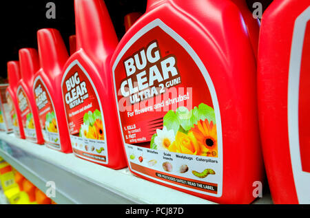 Bug clair produit antiparasitaire pour les fleurs et arbustes Banque D'Images