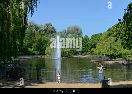 Fontaene, Volkspark Friedrichshain, Berlin, Deutschland, Banque D'Images