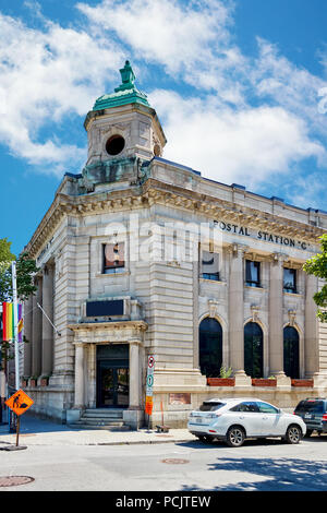 Montréal, Canada - juin 2018. Montréal postal station c bureau de poste dans la rue Sainte-Catherine, Montréal, Québec, Canada. Usage éditorial. Banque D'Images