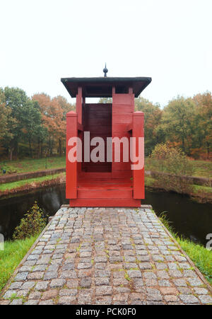 Lookout du néerlandais le village fortifié Bourtagne dans la province de Groningue, dans le nord des Pays-Bas Banque D'Images