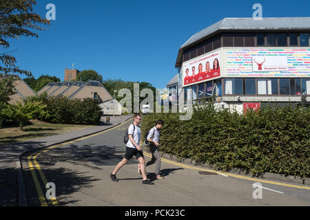 Bâtiment de l'union des étudiants et des résidences sur le Stag Hill Campus, Université de Surrey, Guildford, UK Banque D'Images