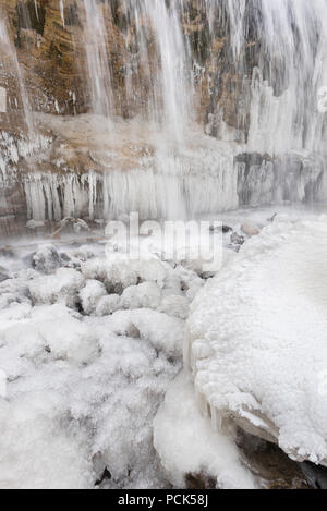 Chutes Cascade gelée, début avril, Osceola, WI, États-Unis d'Amérique, par Dominique Braud/Dembinsky Assoc Photo Banque D'Images