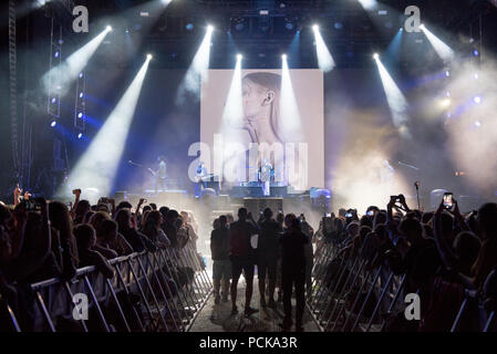 BONTIDA POUR, Roumanie - 22 juillet 2018 : groupe de rock alternatif britannique rien mais les voleurs en live au festival du château électrique Banque D'Images