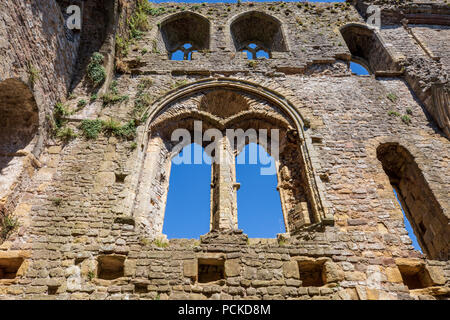 L'intérieur de la Grande Tour, le château de Chepstow, au Pays de Galles Banque D'Images