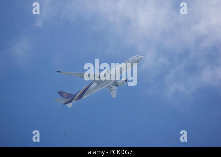 Chiang Mai, Thaïlande - 24 juillet 2018 : HS-THK Airbus A350-900 d'Thaiairway TG105. Décoller de l'aéroport de Chiang Mai à Bangkok. Banque D'Images