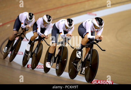 Poursuite de l'équipe des femmes allemandes dirigée par Gudrun stock en qualifications pendant le premier jour des Championnats d'Europe 2018 au Vélodrome Sir Chris Hoy, Glasgow.APPUYEZ SUR ASSOCIATION photo.Date de la photo: Jeudi 2 août 2018.Voir PA Story sport européen.Le crédit photo devrait se lire comme suit : John Walton/PA Wire.RESTRICTIONS: Usage éditorial seulement, aucune utilisation commerciale sans autorisation préalable pendant le premier jour des Championnats d'Europe 2018 au Vélodrome Sir Chris Hoy, Glasgow.APPUYEZ SUR ASSOCIATION photo.Date de la photo: Jeudi 2 août 2018.Voir PA Story sport européen.Le crédit photo devrait se lire comme suit : John Walton/PA Wire.RÉF Banque D'Images