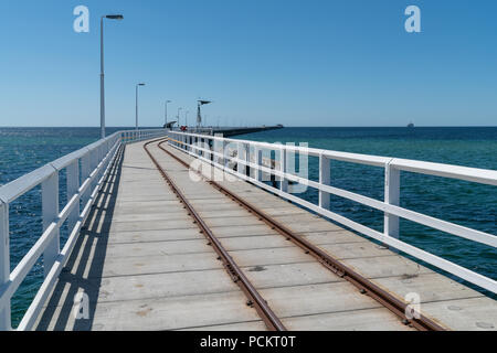 BUSSELTON, AUSTRALIE - Février 9, 2018 : Busselton Jetty sur la côte de l'ouest de l'Australie le 9 février 2018 en Australie Banque D'Images