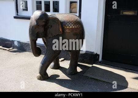 Les éléphants d'ornement, Wendover, Buckinghamshire Banque D'Images