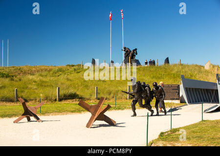 Un memerial et sculptures de débarquement et les soldats à l'Utah Beach D-Day Museum, Normandie, France. Banque D'Images