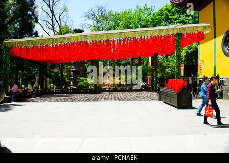 Lac de l'Ouest, une grande salle du Bouddha,Si,Lingyin,Monastère Grand Bouddha Hall,Hangzhou,Province de Zhejiang, Chine, République populaire de Chine, China, Banque D'Images