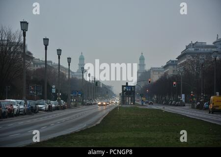 Karl Marx Boulevard et les bâtiments Banque D'Images