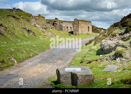 Ruines de l'emplacement de la vis du moteur permanent de la Loi d'en haut de la vis de chemin de fer de la Loi d'une inclinaison de la partie supérieure de la partie du réseau ferroviaire Weardale Banque D'Images