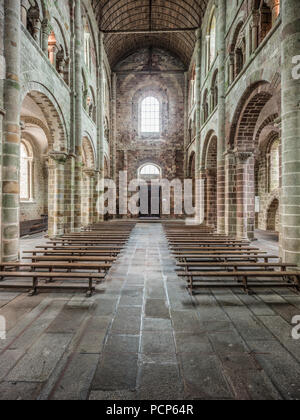 Le Mont-Saint-Michel (St Michael's Mount), en Normandie, au nord-ouest de la France : l'abbatiale, édifice religieux répertorié comme un ressortissant français Histori Banque D'Images