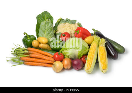 Variété de légumes biologiques frais sain isolé sur fond blanc Banque D'Images