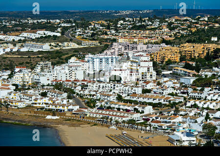 Luz à la côte de l'Algarve, Praia da Luz, Portugal Banque D'Images