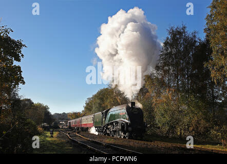 60009 Union d'Afrique du Sud quitte Ramsbottom sur 27.10.17 sur l'East Lancs de fer. Banque D'Images