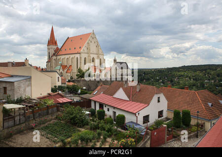 Saint Nicholas Church (Chrám svatého Mikuláše) dans la région de Znojmo en Moravie du Sud, en République tchèque. Banque D'Images