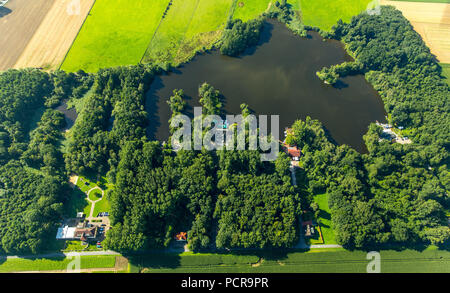 Hücker Moor Lake, à des installations récréatives dans Spenge, Spenge ville Bünde, à l'Est de la Westphalie, Rhénanie-Palatinat, Allemagne Banque D'Images