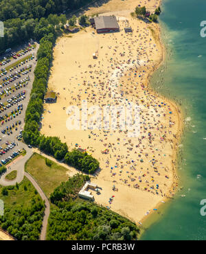 Silbersee II entre Haltern et Dülmen, lac de baignade, l'étang de la carrière, journée la plus chaude au printemps 2015, Haltern am See, Münsterland, Rhénanie du Nord-Westphalie, Allemagne Banque D'Images