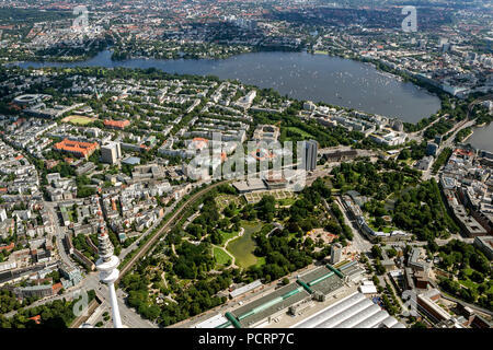 Photo aérienne, Centre de Congrès de Hambourg, du parc Planten un Blomen, le CCH Radison SAS Hotel - L'hôtel le plus élevé de Hambourg Dammtor, au lac Inner Alster, l'Alster, pont Kennedy, Hambourg, Hambourg, Allemagne, Europe Banque D'Images